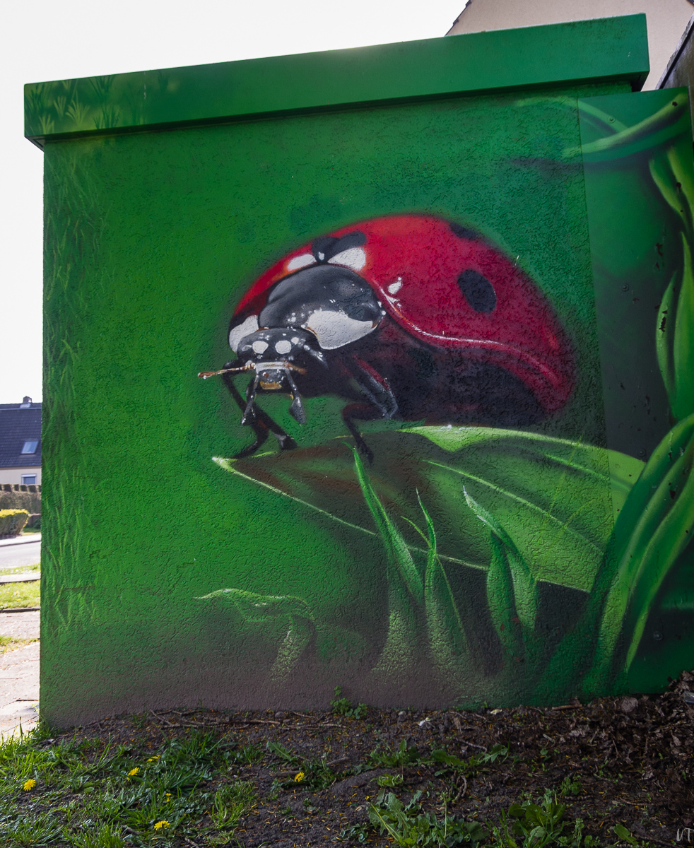 [Sammelthread] Ideenreiche Transformatoren-Häuschen • Pentaxians