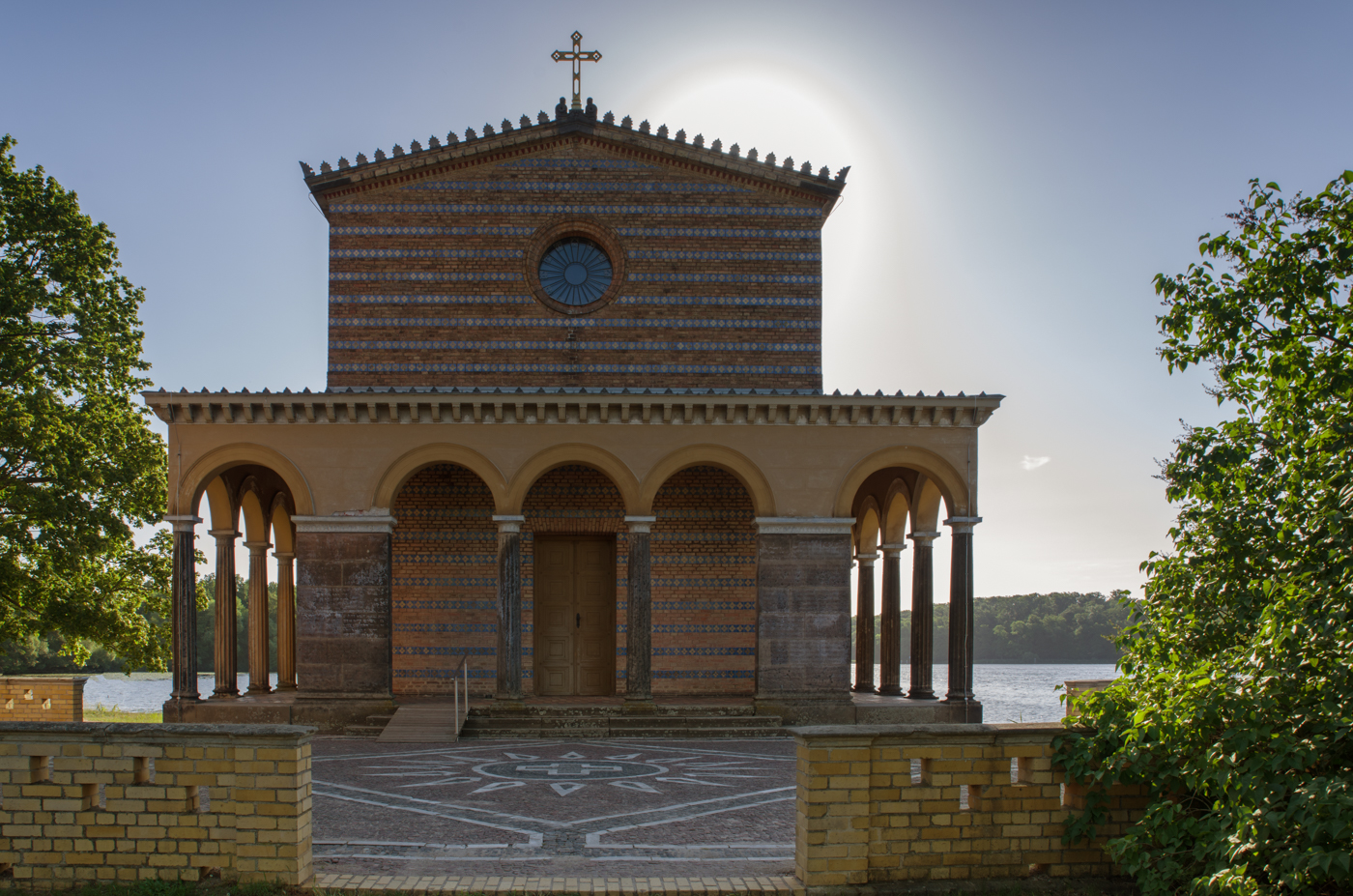 Die Heilandskirche am Port von Sacrow • Pentaxians