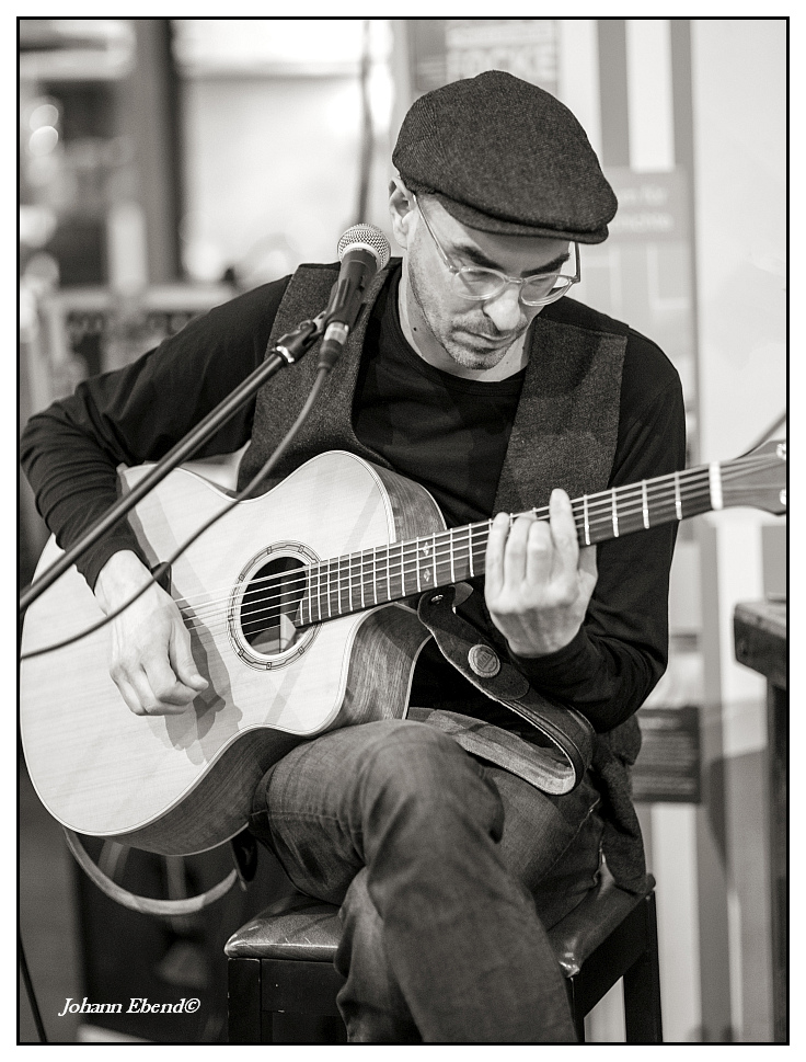 Liedermacher Stefan Hasselmann • Pentaxians